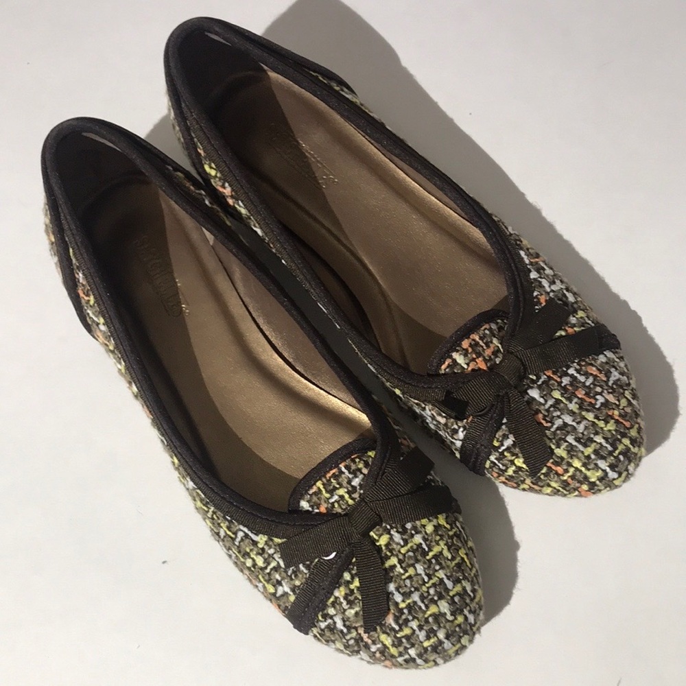 Seychelles fabric tweed flats with small heel sz 8.5 brown bows shoes